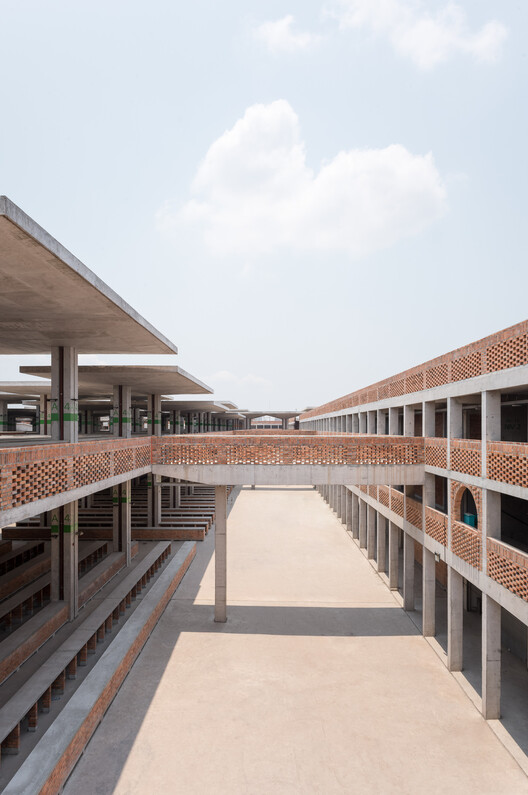 KINSHASA Zando Central Market / THINK TANK architecture KINSHASA Zando Central Market / THINK TANK architecture - Image 12 of 20