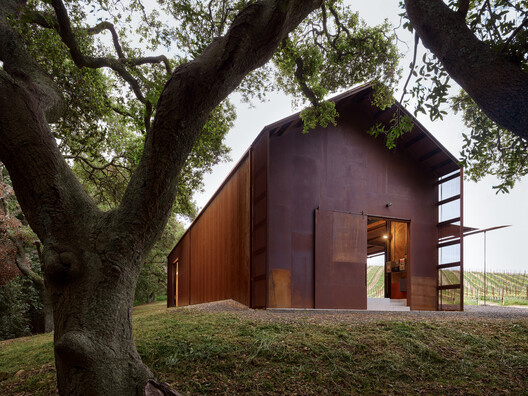Cayucos Ridge Barn / Clayton Korte Cayucos Ridge Barn / Clayton Korte - Exterior Photography, Wood, Door