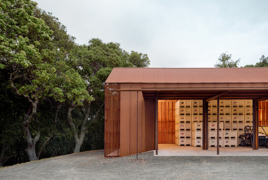 Cayucos Ridge Barn / Clayton Korte Cayucos Ridge Barn / Clayton Korte - Image 11 of 23