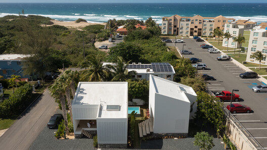 Casa Bajura / MAPA Arquitectos LLC Casa Bajura / MAPA Arquitectos LLC - Fotografía exterior