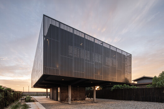 Gandarillas House / Jose Pedro Vicente Arquitectos Gandarillas House / Jose Pedro Vicente Arquitectos - Exterior Photography