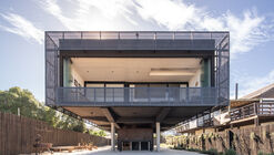Gandarillas House / Jose Pedro Vicente Arquitectos