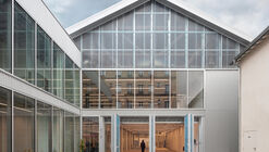 Paris USMT Bizot Sports Centre / THINK TANK architecture