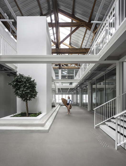 Paris USMT Bizot Sports Centre / THINK TANK architecture Paris USMT Bizot Sports Centre / THINK TANK architecture - Interior Photography, Glass, Beam