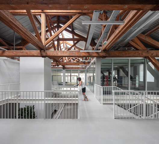 Paris USMT Bizot Sports Centre / THINK TANK architecture Paris USMT Bizot Sports Centre / THINK TANK architecture - Interior Photography, Glass, Beam