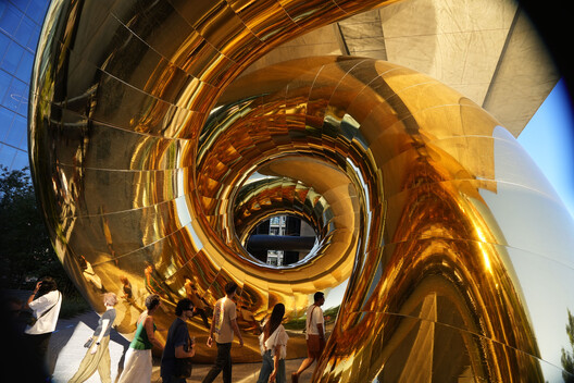 auruBOROS - Urban Memory and Collective Dream / Plastique Fantastique auruBOROS - Urban Memory and Collective Dream / Plastique Fantastique - Interior Photography