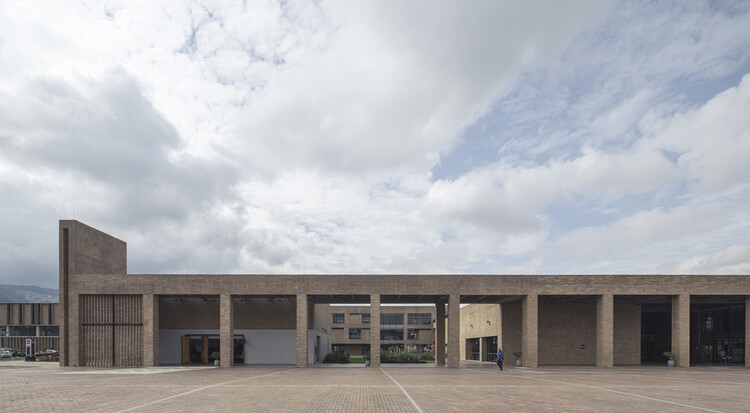 Colegio de La Salle / FP Arquitectura - Imagen 5 de 29