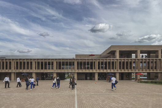 La Salle School / FP Arquitectura