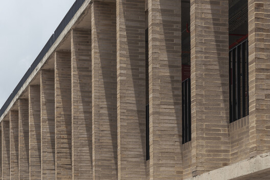 La Salle School / FP Arquitectura La Salle School / FP Arquitectura - Exterior Photography, Column