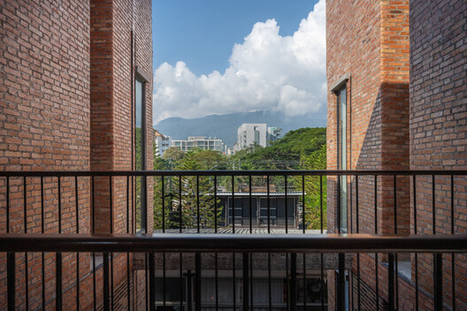 The Sayla Hotel / EKAR Architects The Sayla Hotel / EKAR Architects - Image 2 of 24