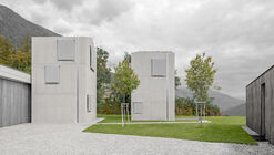 Val Mira Residential Towers  / AGA