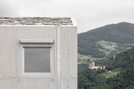 Val Mira Residential Towers / AGA Val Mira Residential Towers / AGA - Exterior Photography, Concrete