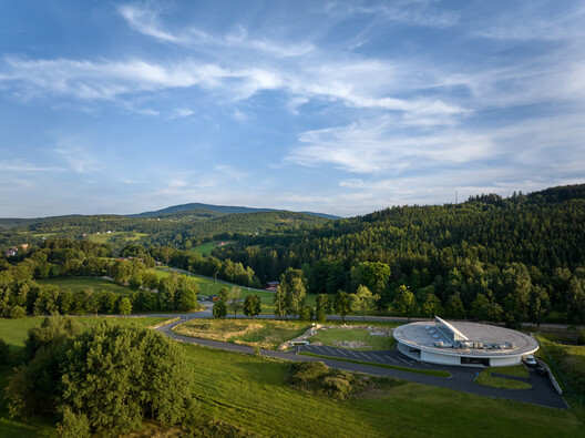 The Button - VAVI Manufacturing Facilities and Headquarters / Mjölk architekti The Button - VAVI Manufacturing Facilities and Headquarters / Mjölk architekti - Image 12 of 22