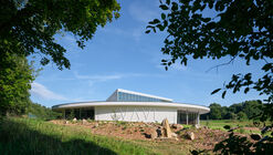 The Button - VAVI Manufacturing Facilities and Headquarters / Mjölk architekti