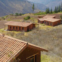 KUSKA Residence / Taller MACAA (Misión de Arquitectura, Construcción y Arte en los Andes) - Exterior Photography, Mixed Use Architecture