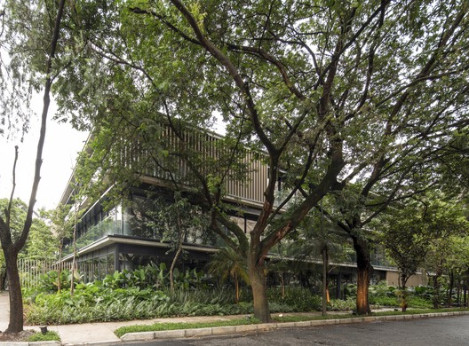 Edificio Bothanic Faria Lima / Del Bianco Arquitetos + AMZ Arquitetos Edificio Bothanic Faria Lima / Del Bianco Arquitetos + AMZ Arquitetos - Fotografía exterior