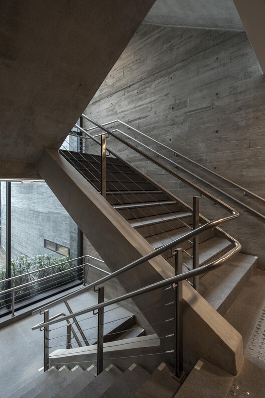 Edificio Bothanic Faria Lima / Del Bianco Arquitetos + AMZ Arquitetos Edificio Bothanic Faria Lima / Del Bianco Arquitetos + AMZ Arquitetos - Imagen 6 de 43