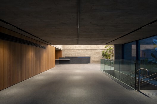 Edificio Bothanic Faria Lima / Del Bianco Arquitetos + AMZ Arquitetos Edificio Bothanic Faria Lima / Del Bianco Arquitetos + AMZ Arquitetos - Imagen 12 de 43