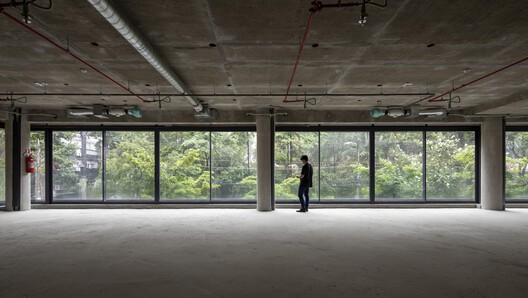 Edificio Bothanic Faria Lima / Del Bianco Arquitetos + AMZ Arquitetos Edificio Bothanic Faria Lima / Del Bianco Arquitetos + AMZ Arquitetos - Fotografía interior, Concreto
