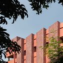 Anir Guest House / Tamara Wibowo Architects - Hotels