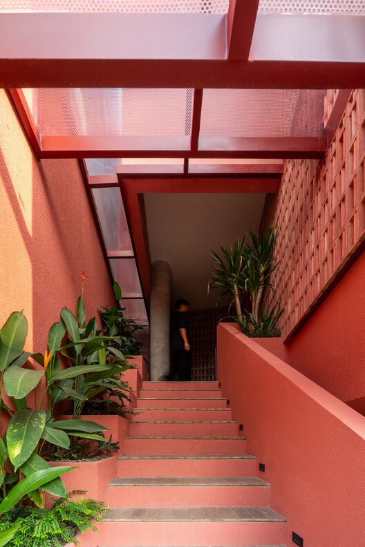 Anir Guest House / Tamara Wibowo Architects Anir Guest House / Tamara Wibowo Architects - Interior Photography, Stairs, Handrail