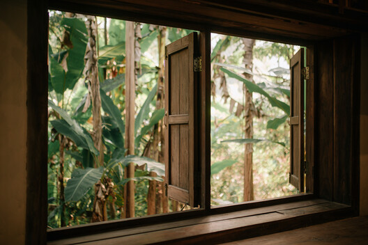Tea Boutique at Araksa Tea Garden / Simple Architecture + thirteenthree Tea Boutique at Araksa Tea Garden / Simple Architecture + thirteenthree - Interior Photography, Wood, Glass