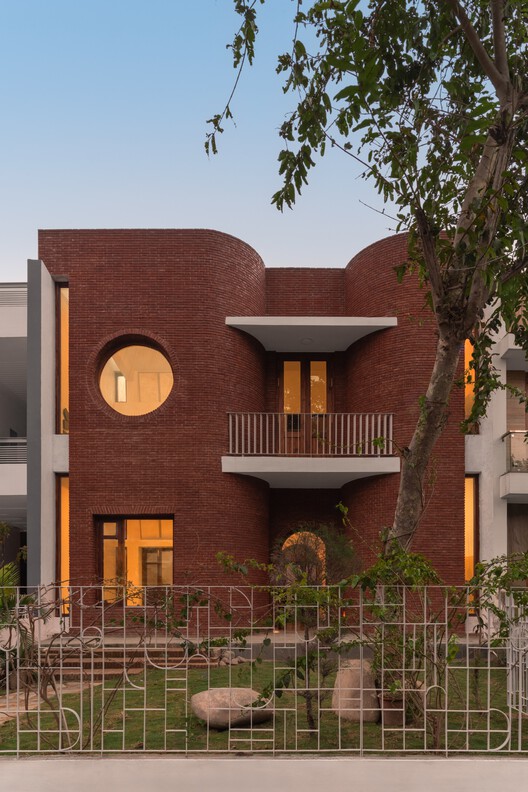 Casa Sukoon / tubb - Fotografia de Exterior, Casas