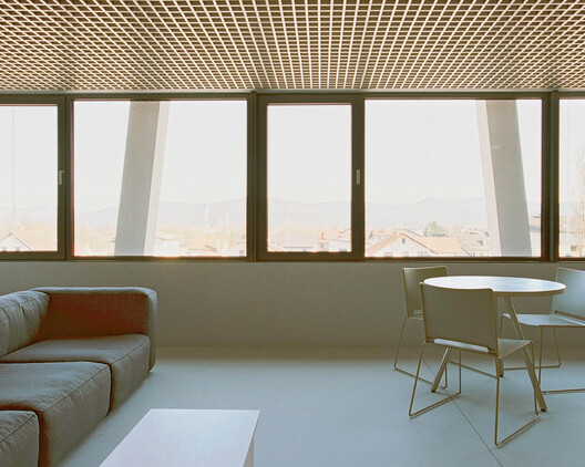 Educational Facility URSIKS / Arhitekti Počivašek Petranovič Educational Facility URSIKS / Arhitekti Počivašek Petranovič - Interior Photography, Living Room, Wood, Lighting