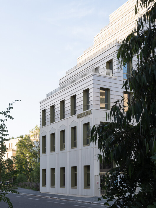 Multidisciplinary Health Center Bordeaux Dunant / Bartolo+Contré Multidisciplinary Health Center Bordeaux Dunant / Bartolo+Contré - Exterior Photography, Facade