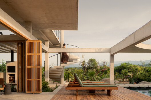 Cieno House / TAC Taller Alberto Calleja Cieno House / TAC Taller Alberto Calleja - Interior Photography, Wood, Beam, Balcony, Column