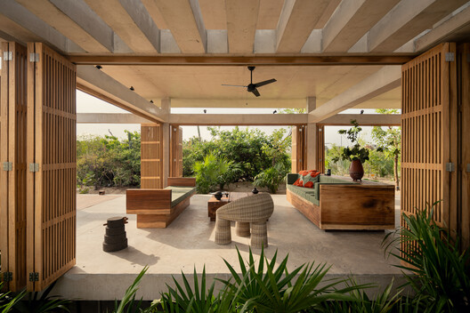 Cieno House / TAC Taller Alberto Calleja Cieno House / TAC Taller Alberto Calleja - Interior Photography, Living Room, Wood, Beam, Patio, Chair