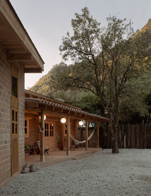 Casa Estelí / COLAR Colectivo de Arquitectura Casa Estelí / COLAR Colectivo de Arquitectura - Image 7 of 39