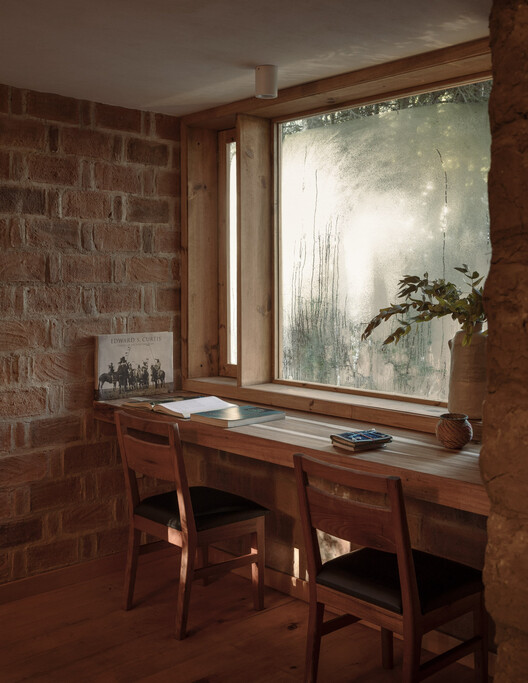 Casa Estelí / COLAR Colectivo de Arquitectura Casa Estelí / COLAR Colectivo de Arquitectura - Interior Photography, Wood, Table, Chair, Glass
