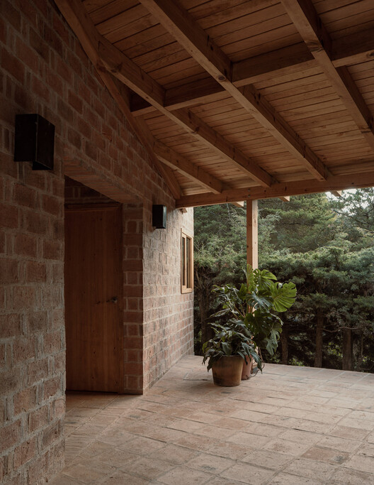 Casa Estelí / COLAR Colectivo de Arquitectura Casa Estelí / COLAR Colectivo de Arquitectura - Interior Photography, Wood, Brick