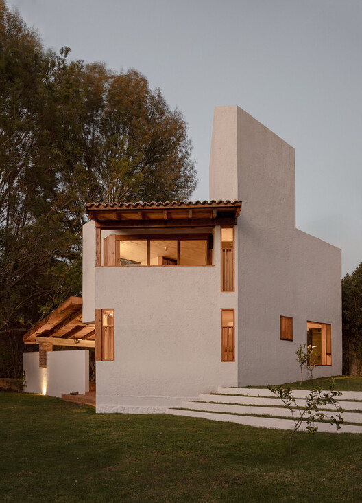 Casa Amona / COLAR Colectivo de Arquitectura Casa Amona / COLAR Colectivo de Arquitectura - Interior Photography