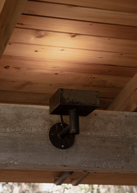 Casa Amona / COLAR Colectivo de Arquitectura Casa Amona / COLAR Colectivo de Arquitectura - Interior Photography, Wood, Beam