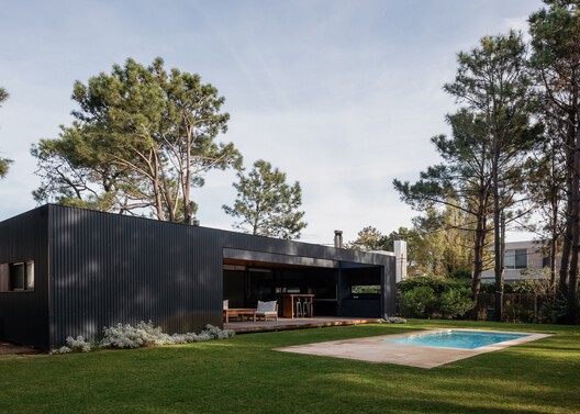 Cella House  / iHouse estudio - Image 15 of 34