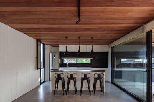 Cella House  / iHouse estudio - Interior Photography, Kitchen, Wood, Lighting, Countertop, Glass, Beam, Chair