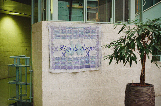 "The Homes of Tomorrow Are Already Built": European Citizens' Initiative for the Right to Housing Opens Signature Collection "The Homes of Tomorrow Are Already Built": European Citizens' Initiative for the Right to Housing Opens Signature Collection - Image 13 of 18