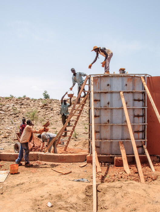 El tiempo como material de construcción en la arquitectura de Francis Kéré - Imagen 5 de 13