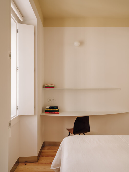 LILAC / BUREAU LILAC / BUREAU - Interior Photography, Bedroom, Wood, Bed