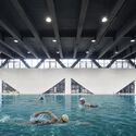 Centro de Atividades dos Trabalhadores de Haikou (Palácio Cultural dos Trabalhadores) / CADG - Fotografia de Interiores, Centro Comunitário, Escada