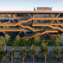 Centro de Atividades dos Trabalhadores de Haikou (Palácio Cultural dos Trabalhadores) / CADG - Fotografia de Exterior, Centro Comunitário