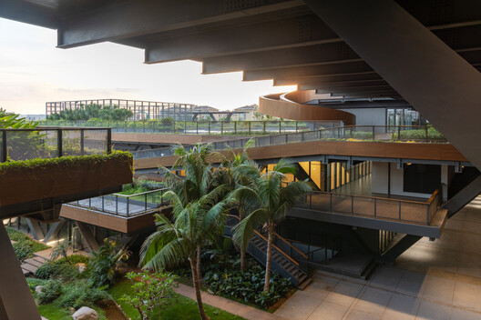 Haikou Workers’ Activity Center (Workers’ Cultural Palace) / CADG Haikou Workers’ Activity Center (Workers’ Cultural Palace) / CADG - Image 28 of 40