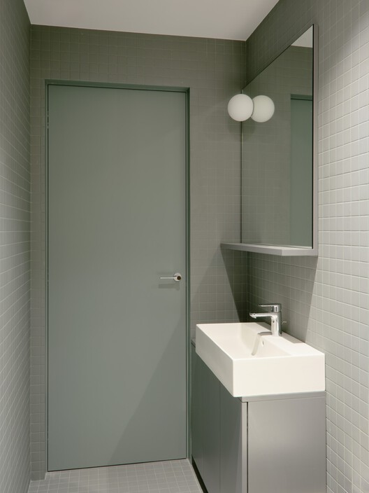 Imbriani – Renovation of Two Apartments in Milan / co.arch studio Imbriani – Renovation of Two Apartments in Milan / co.arch studio - Interior Photography, Bathroom