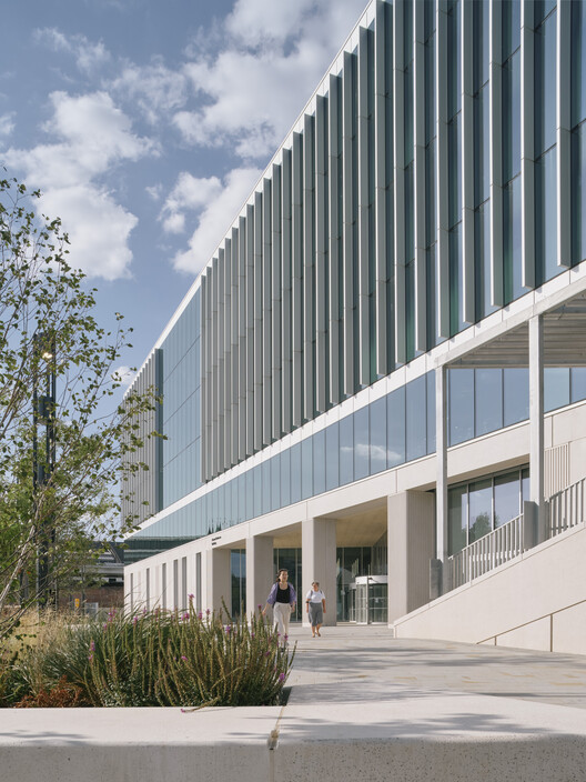 Temple Quarter Enterprise Campus / Feilden Clegg Bradley Studios Temple Quarter Enterprise Campus / Feilden Clegg Bradley Studios - Exterior Photography