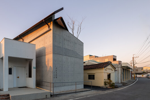 Tianlai Art Museum / Mao, Shen-Chiang Architecture Studio Tianlai Art Museum / Mao, Shen-Chiang Architecture Studio - Exterior Photography, Concrete