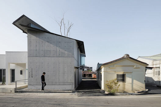Tianlai Art Museum / Mao, Shen-Chiang Architecture Studio Tianlai Art Museum / Mao, Shen-Chiang Architecture Studio - Exterior Photography, Concrete