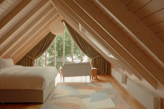 Linden House / Schemata Architects Linden House / Schemata Architects - Interior Photography, Bedroom, Wood, Bed, Lighting, Beam