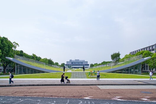 Common Nexus University / Tetsuo Kobori Architects Common Nexus University / Tetsuo Kobori Architects - Image 7 of 37